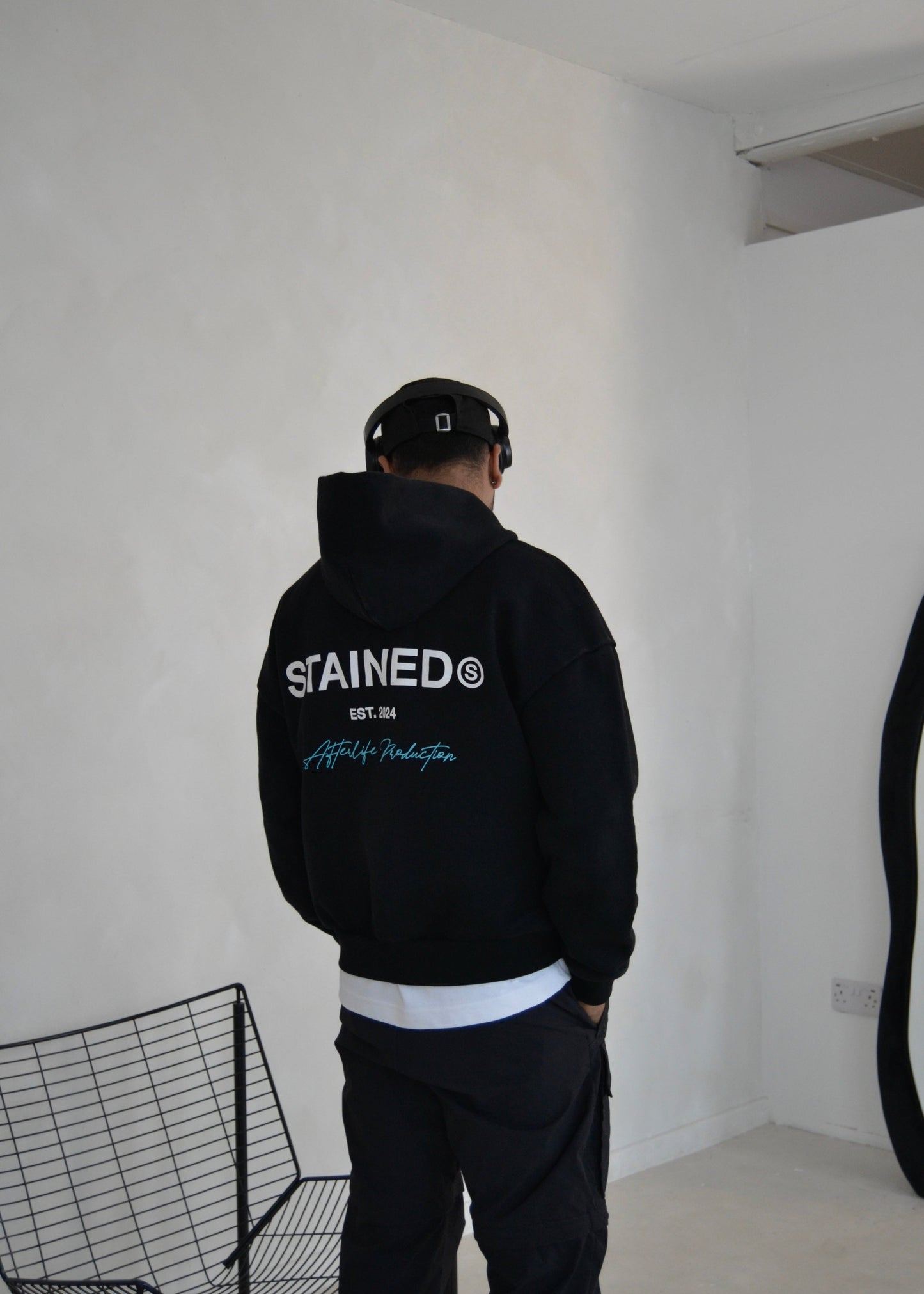STAINED SIGNATURE HEAVYWEIGHT HOODIE